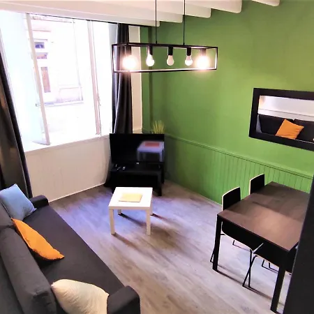 Lejlighed Appartement La Bourboule, 2 Pieces, 4 Personnes - Fr-1-667-6